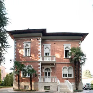 bb-matteotti-liberty-luxury-home.emilia-romagnahotels.net/